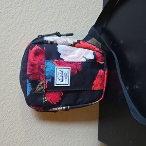 Cute Hershel cross body bag